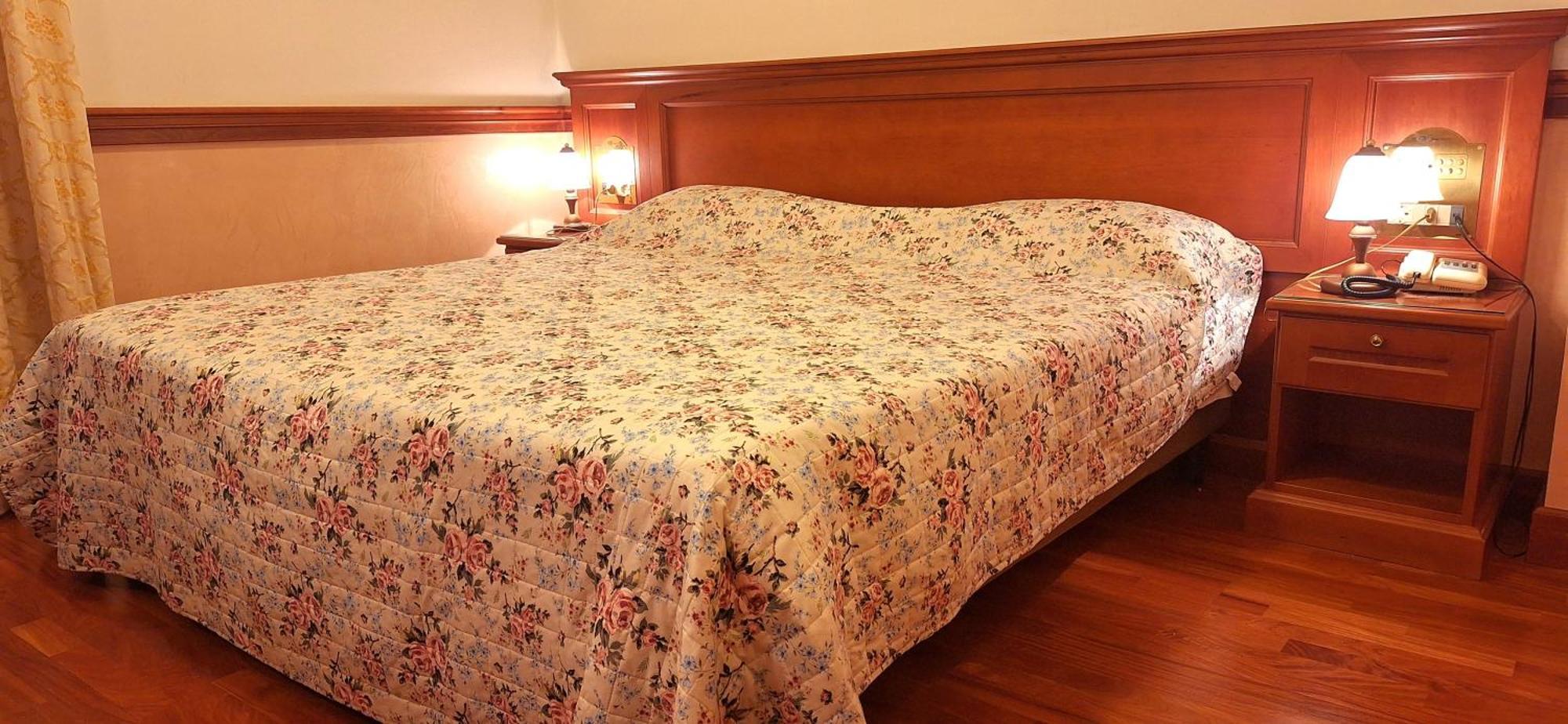 Hotel Minerva Pordenone Esterno foto
